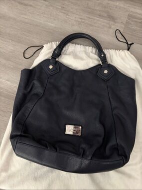 Marc By Marc Jacobs Black Pebbled oversized shoulder bag with Double Handles
